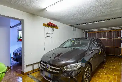 Villa in vendita, Via Luigi Pirandello, Besano