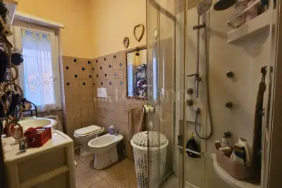 Casa in vendita, Via Germania, Pomezia