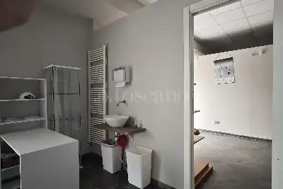 Negozio in vendita, Via Conte d'Arras, Siena