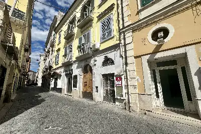 Negozio in vendita, Via G. B. Vico, Caserta