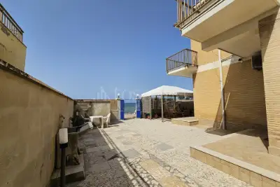 Casa in vendita, Via Lipsia, Pomezia