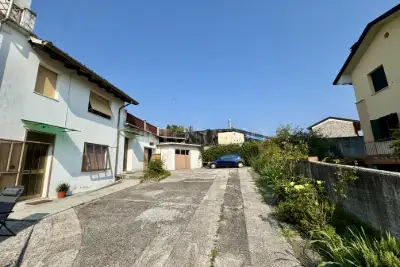 Casa in vendita, Via Cesare Battisti, Cordenons