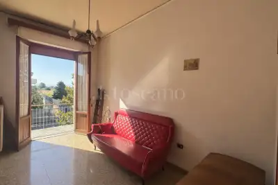 Casa Indipendente in vendita, Via dell'Alloro, Prato
