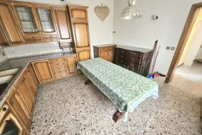 Casa Indipendente in vendita, Via Scuole, Nave