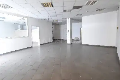 Capannone in vendita, Via Custoza, 31 Chieti, Chieti