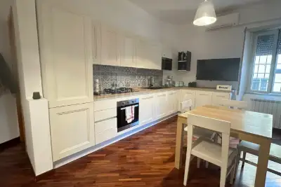 Casa in affitto, Via delle Spighe, Roma