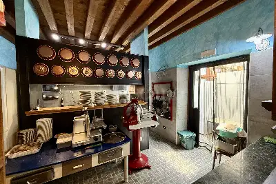 Casa Indipendente in vendita, Via della Volta, Brescia