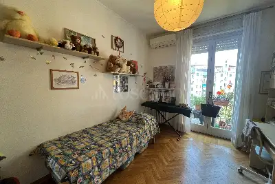 Casa in vendita, Via Giambellino, Milano
