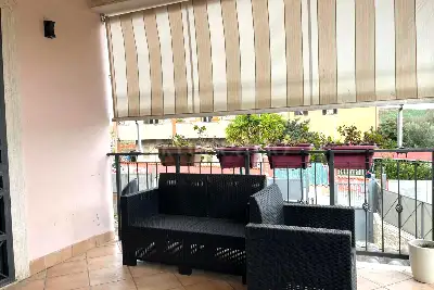 Villino a Schiera in vendita, Via Casaluce, Roma