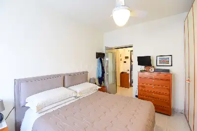 Casa in vendita, Via Petrarca, Merone