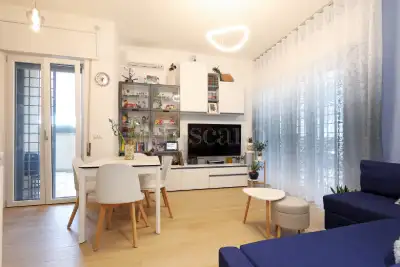 Casa in vendita, Via Lipsia, Pomezia