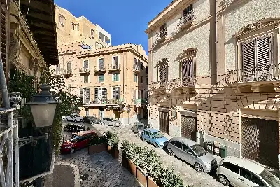 Casa in vendita, Piazza Teatro Santa Cecilia, Palermo