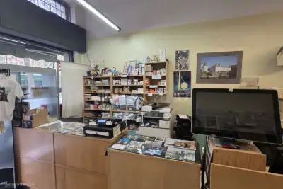 Negozio in vendita, Viale Pisa, Milano