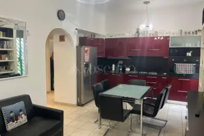 Casa in vendita, Via San Tommaso d'Aquino, Roma