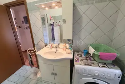 Casa in vendita, Via Metastasio, Pomezia