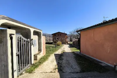 Villa in vendita, Via del Colle, Sant'Eusanio Forconese