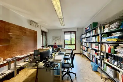 Casa in vendita, Via Rodi, Brescia