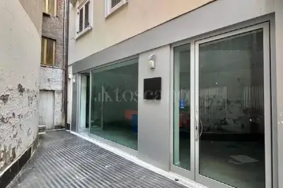 Negozio in affitto, Corso Vittorio Emanuele II, Avellino