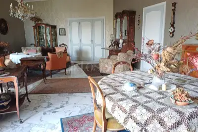 Casa in vendita, Via Giovanni Arrivabene, Roma