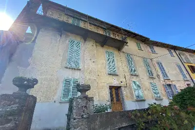 Casa Indipendente in vendita, Via XXIV Maggio, Dumenza