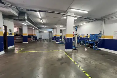 Negozio in affitto, Via Carlo Arturo Jemolo, Roma