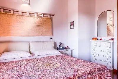 Villino a Schiera in vendita, Via Parigi, Olbia