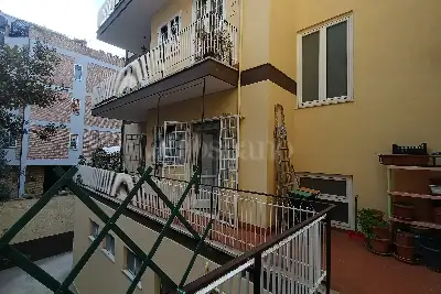 Casa in vendita, Via Enrico di San Martino Valperga , Roma