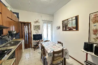 Casa in vendita, Via Curio Dentato, Milano