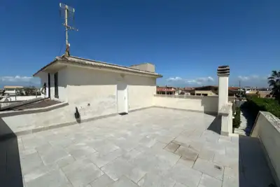 Villa Bifamiliare in vendita, Viale di Focene, Fiumicino