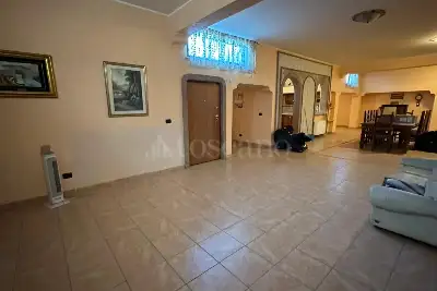 Villa in vendita, Via delle Nespole, Roma