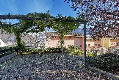 Casa in vendita, Via Casamora, Cuasso al Monte