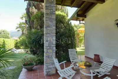 Villa in vendita, Via Marconi, Lavena Ponte Tresa