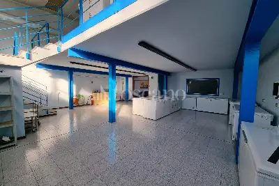 Capannone in vendita, Via Selvagreca, Lodi