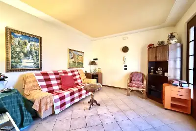 Villino a Schiera in vendita, Vicolo Brolo, Ponti sul Mincio