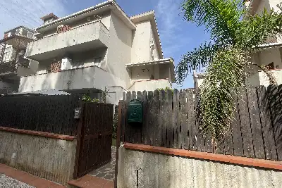 Villa Bifamiliare in vendita, Via Carlo Levi, Palermo