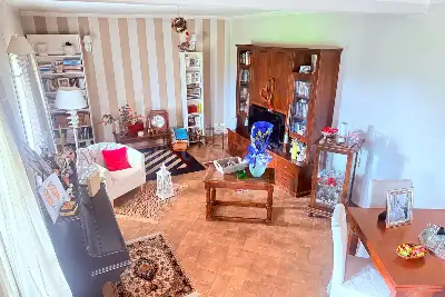 Casale in vendita, Via Cantone, Agliana