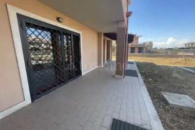 Villa Plurifamiliare in vendita, Via Giuseppe Saracco, Pomezia