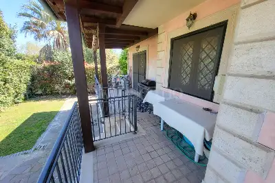 Villa in vendita, Via Torcegno, Roma