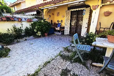 Villino a Schiera in vendita, Via Coghinas, Ardea