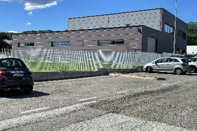 Capannone in affitto, via padre p. meroni 6, Albavilla