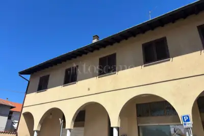Casa in vendita, Via Taglioretti A, Lonate Ceppino