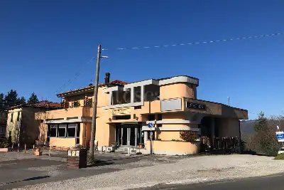 Attività Commerciale in affitto, Via Vecchia Bolognese, Pistoia