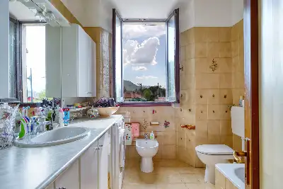 Casa in vendita, Via Statale, Marchirolo