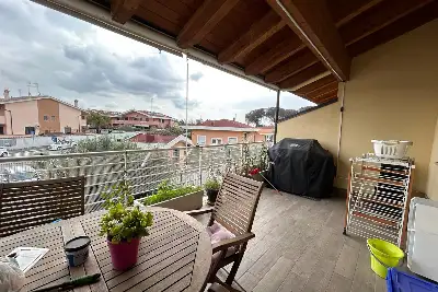 Casa in vendita, Via Salorno, Roma