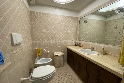 Villa Bifamiliare in vendita, Via Civate, Roma