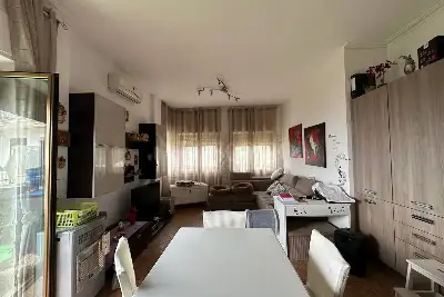 Casa in vendita, Via Nizzeti, Valverde