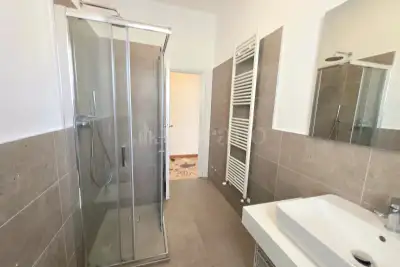 Casa in vendita, Via Bezzecca, Brescia