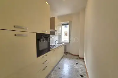 Casa in vendita, Via Achille Maiocchi, Milano