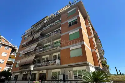 Casa in vendita, Piazza Biagio Pace, Roma