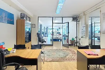 Negozio in vendita, Viale Porto Torres 8, Sassari